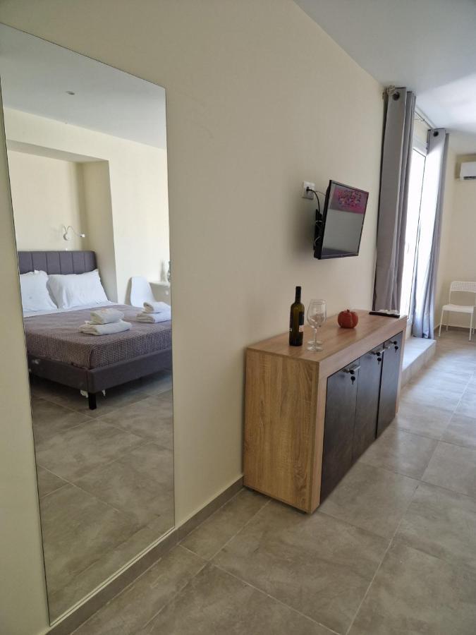 Ermou Studio Apartment Athen Exterior foto